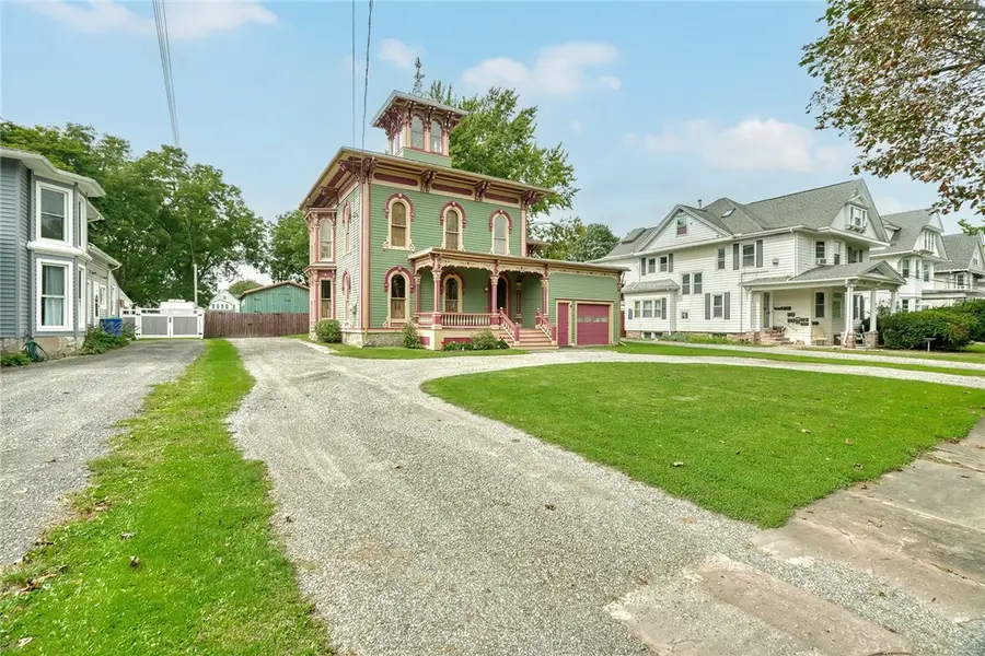 916 West Avenue, Medina, NY 14103 - #3