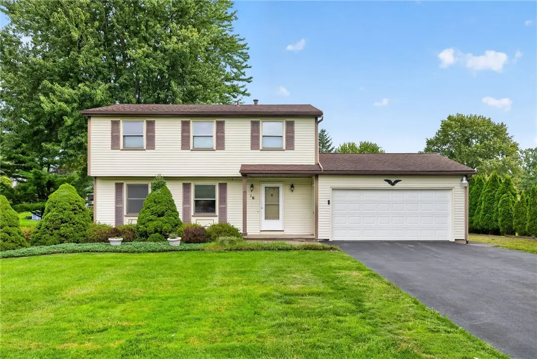 16 Golf Stream Dr, Penfield, NY 14526 - #1