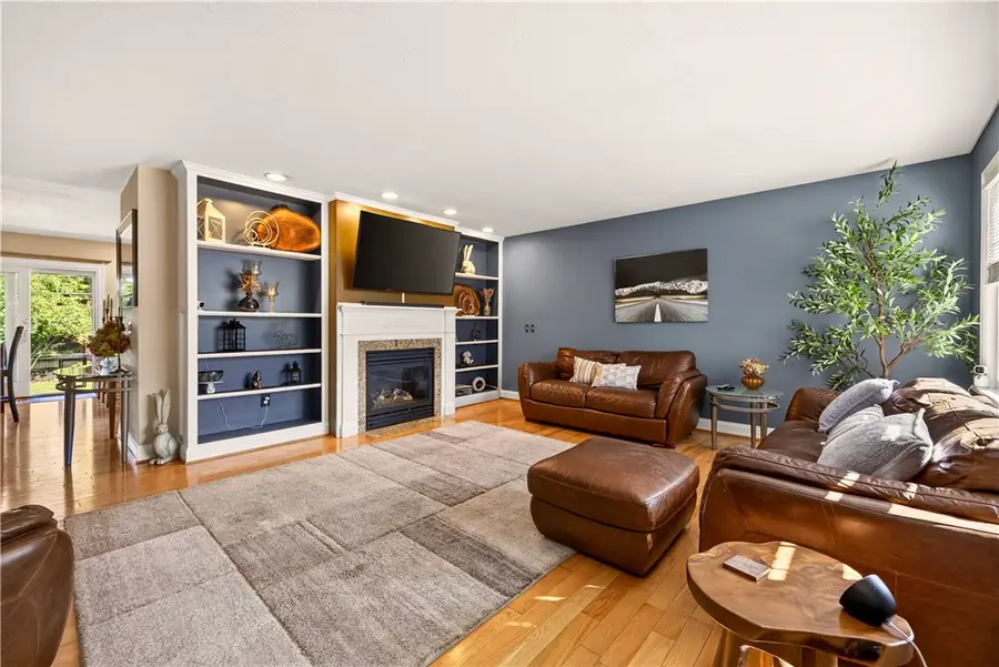 8 Nile Drive, Rochester, NY 14622 - #3