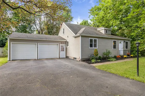 421 Bayside Drive, Webster, NY 14580