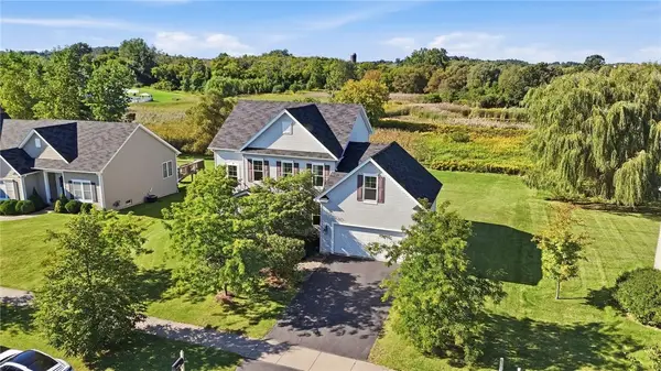 5230 Whitecliff Drive, Canandaigua, NY 14424