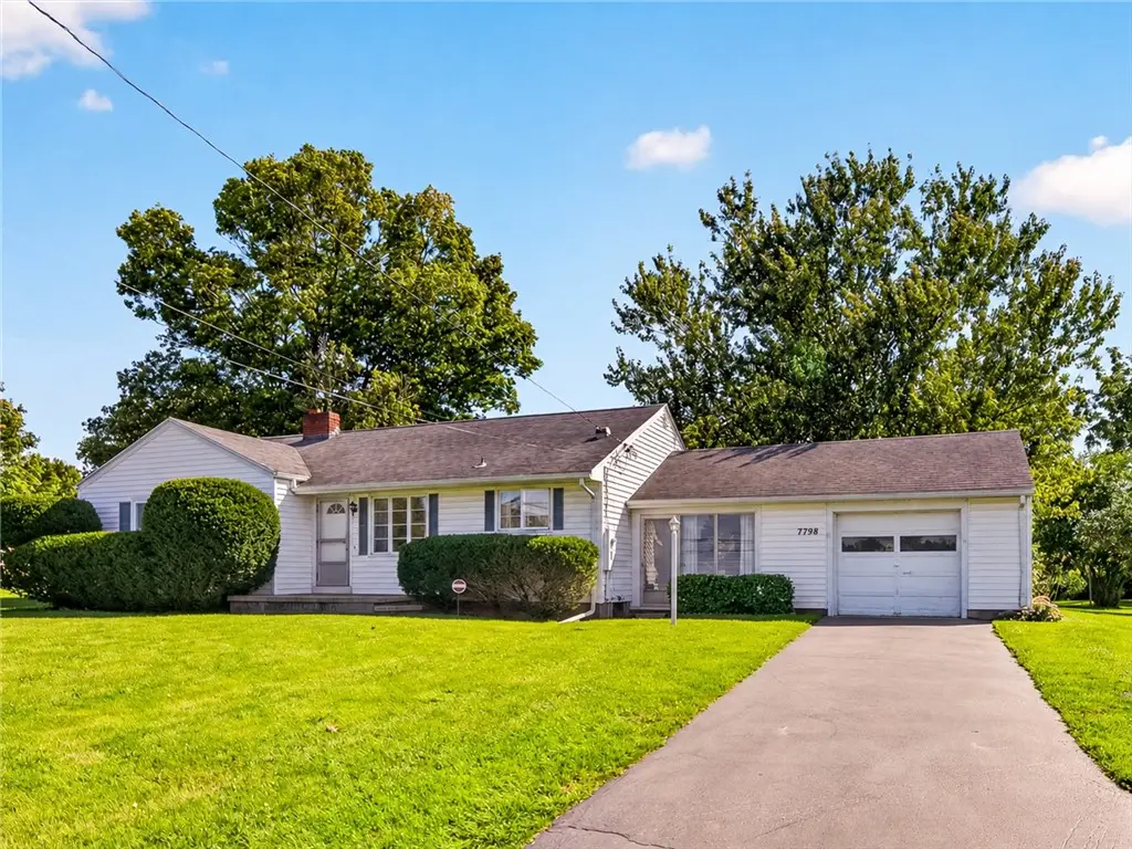 7798 E Main Road, Le Roy, NY 14482 - #1