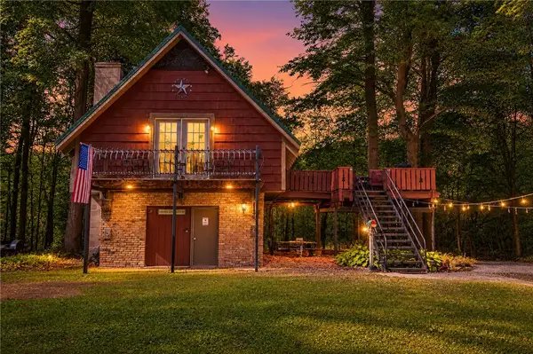 6708 Lake Bluff Rd, North Rose, NY 14516
