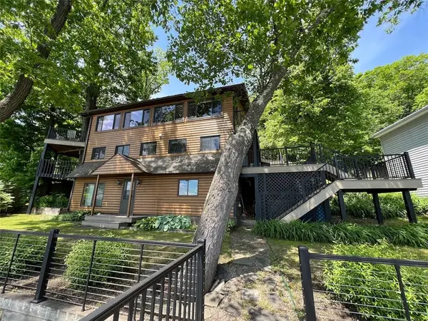 11740 W Lake Rd., Hammondsport, NY 14840