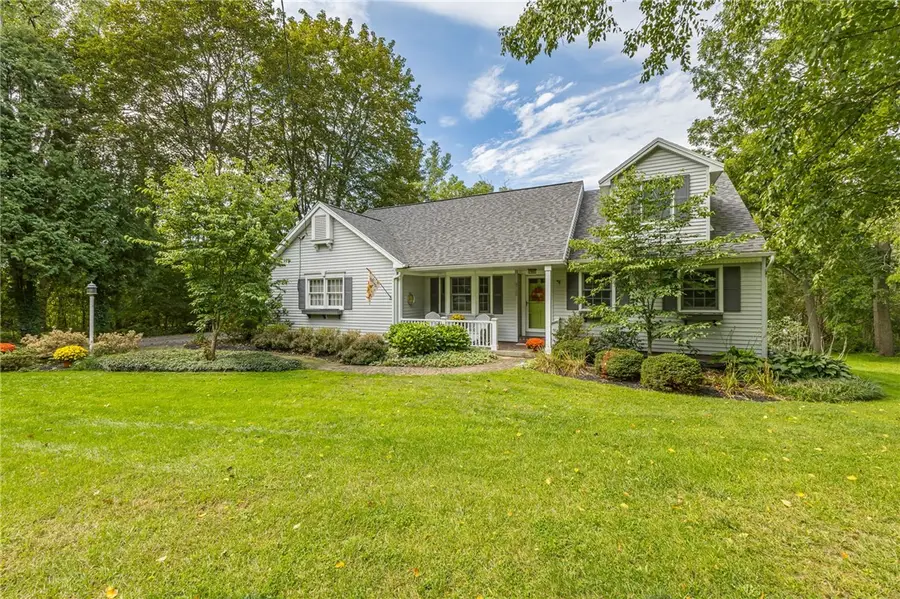 4729 Carter Road, Fairport, NY 14450 - #2