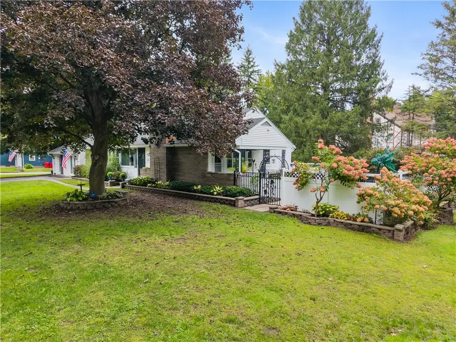 28 Pratt Road, Manchester, NY 14504 - #3