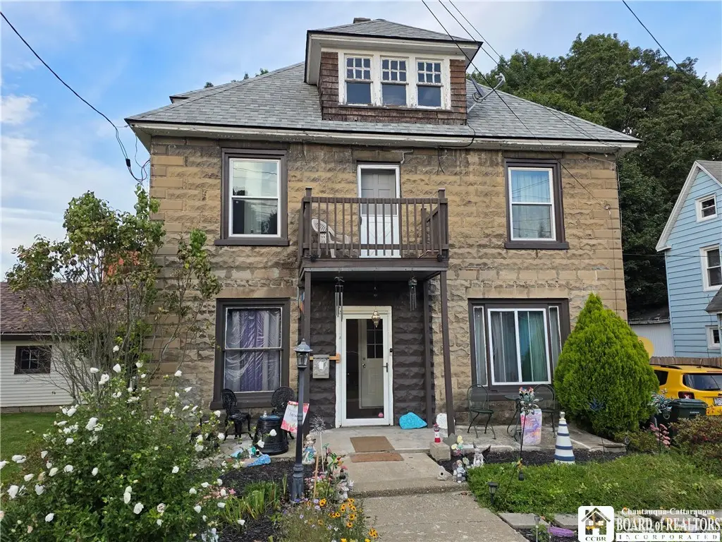 8 Curtis Street, Jamestown, NY 14701 - #1