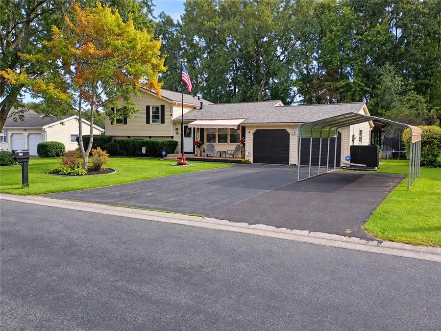 947 Copperkettle Road, Webster, NY 14580 - #2