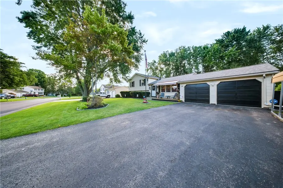 947 Copperkettle Road, Webster, NY 14580 - #3