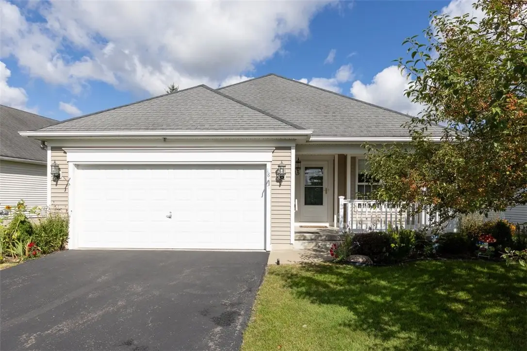 18 Creek Walk, Buffalo, NY 14227 - #1