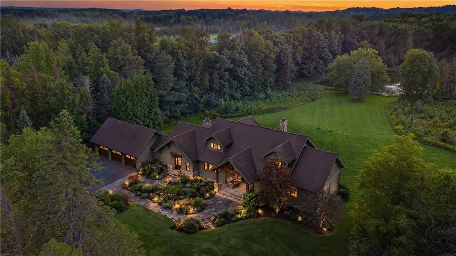633 W Bloomfield Road, Pittsford, NY 14534 - #3
