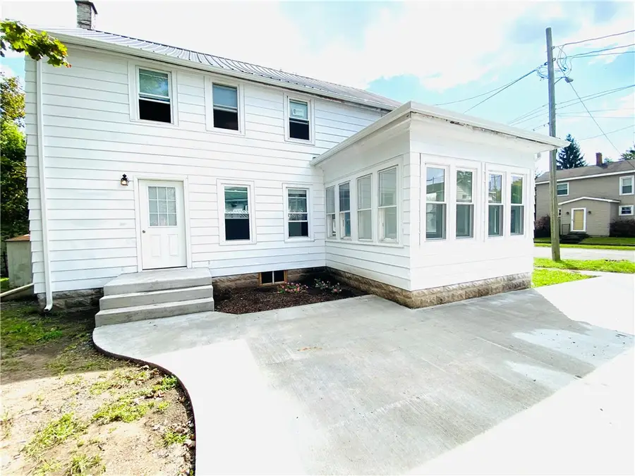 103 E Elizabeth Street, Waterloo, NY 13165 - #2