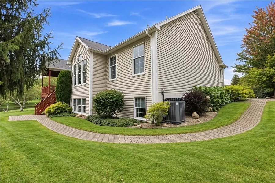 2 Oakfield Way, Pittsford, NY 14534 - #3