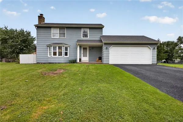 12 Newcomb Drive, Hilton, NY 14468