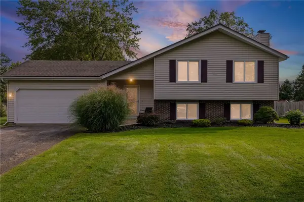 105 Laura Lane, Brockport, NY 14420