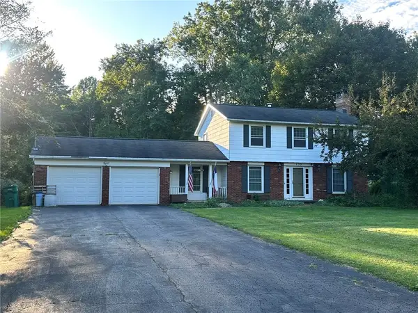 733 Drake Road, Hamlin, NY 14464