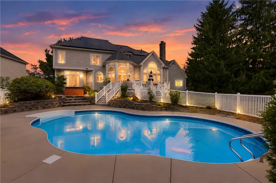2 Pipers Meadow Trl, Penfield, NY 14526 - #2