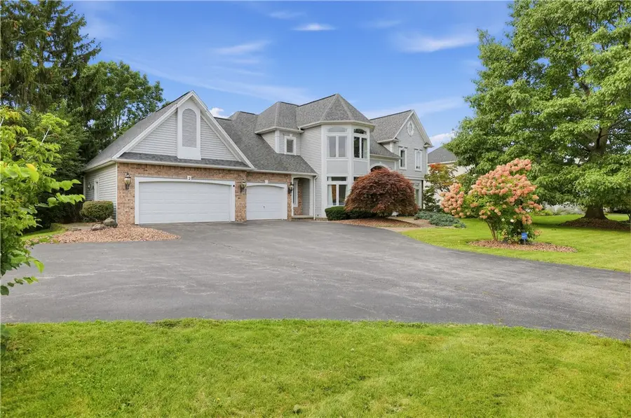 2 Pipers Meadow Trl, Penfield, NY 14526 - #3