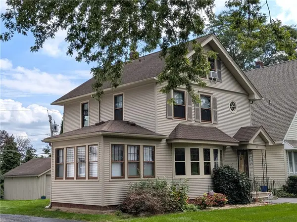 34 Lafayette Road, Rochester, NY 14609