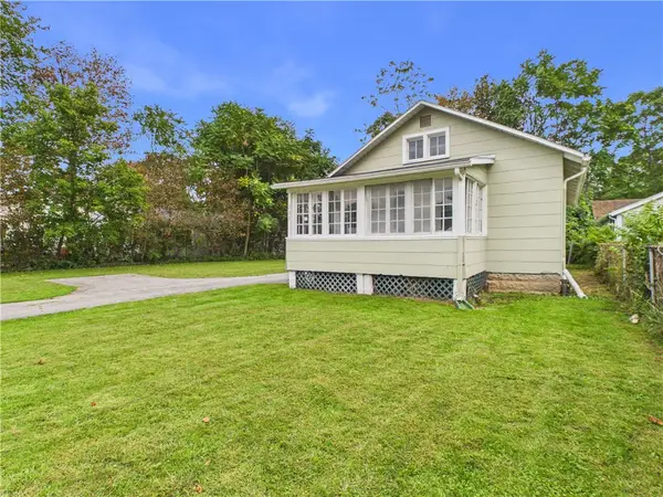 233 Britton Rd, Rochester, NY 14616