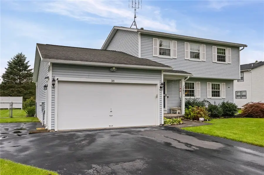 38 Woodstock Lane, Brockport, NY 14420 - #3