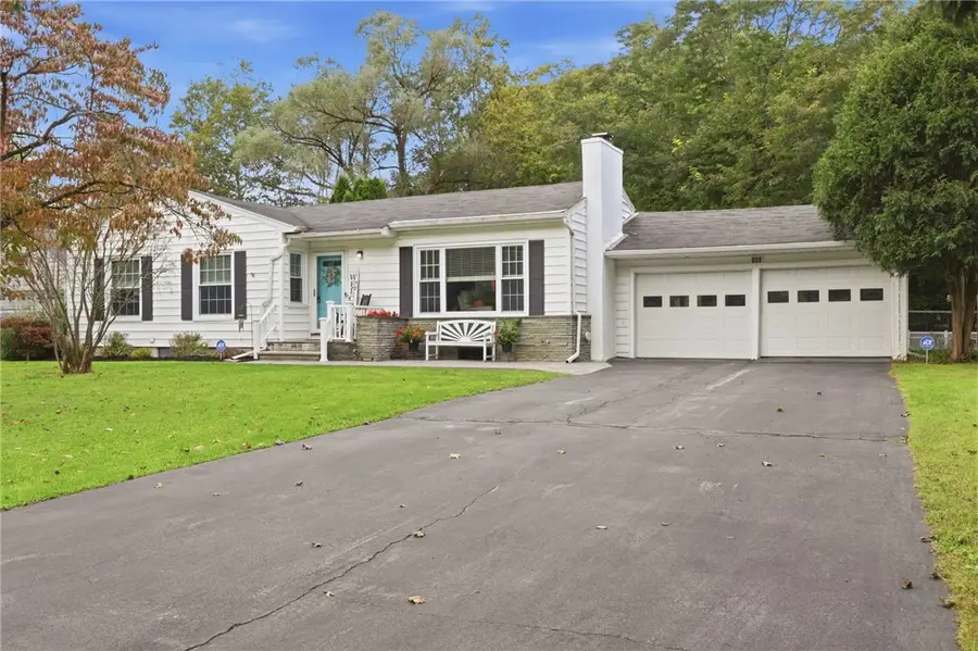 103 Brook Road, Pittsford, NY 14534 - #3