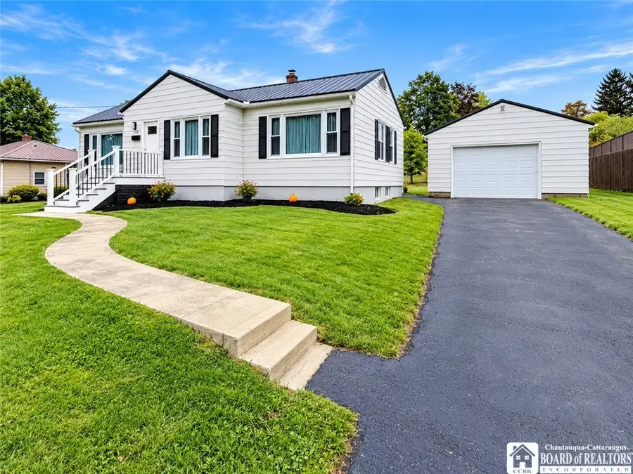 239 Delaware Avenue, Jamestown, NY 14701 - #2