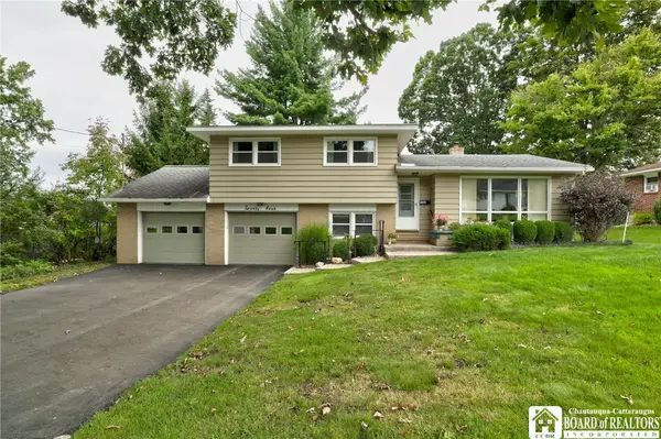 24 Hilldale Avenue, Jamestown, NY 14701