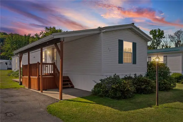 27 Birch Circle, Williamson, NY 14589