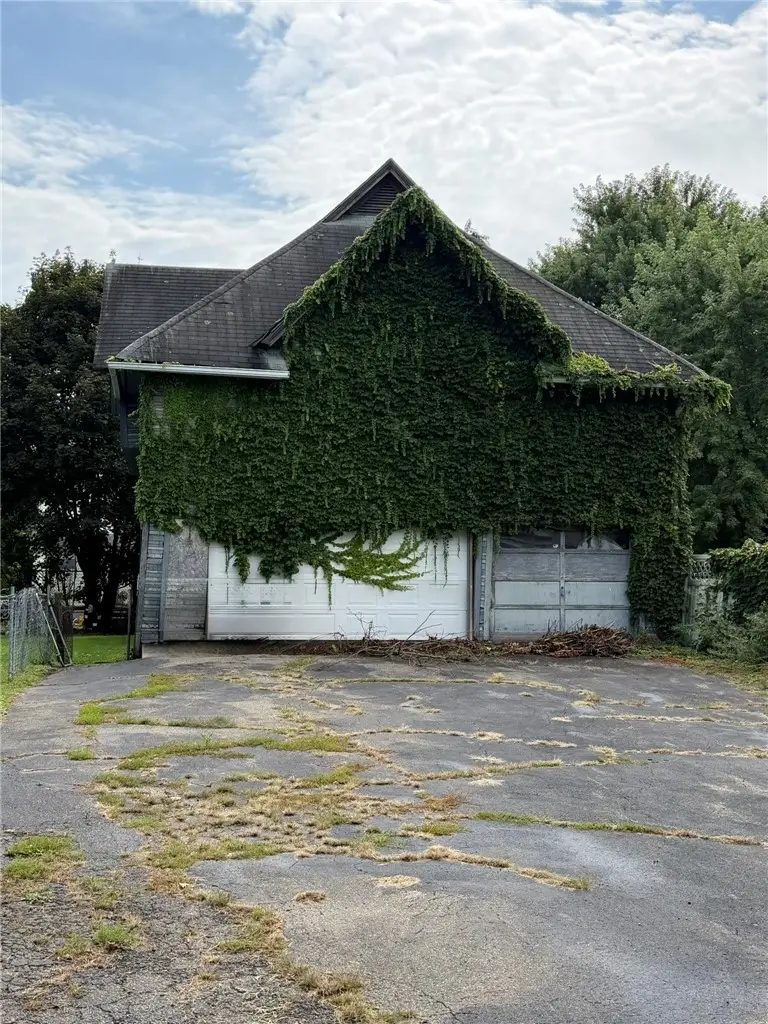 402 Spaulding Street, Elmira, NY 14904 - #3