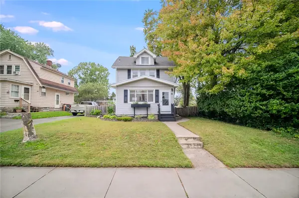 101 Bonesteel St, Rochester, NY 14615