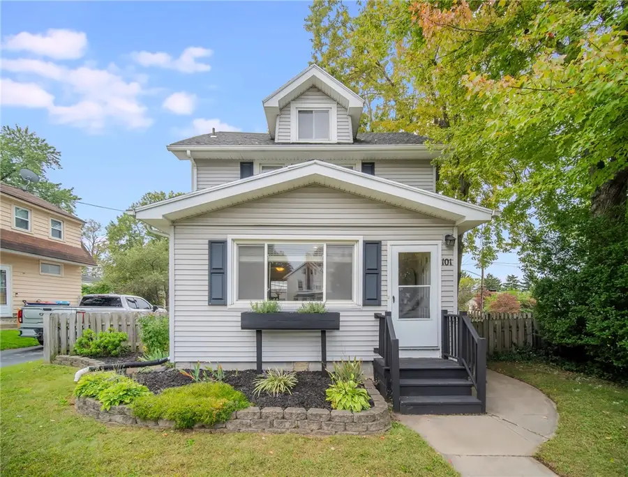 101 Bonesteel St, Rochester, NY 14615 - #2