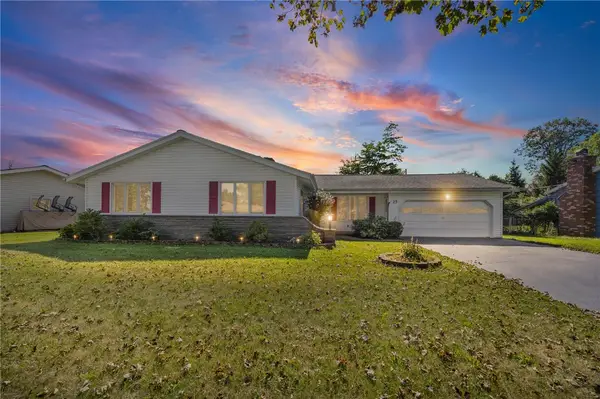 23 Sweet Birch Lane, Rochester, NY 14615