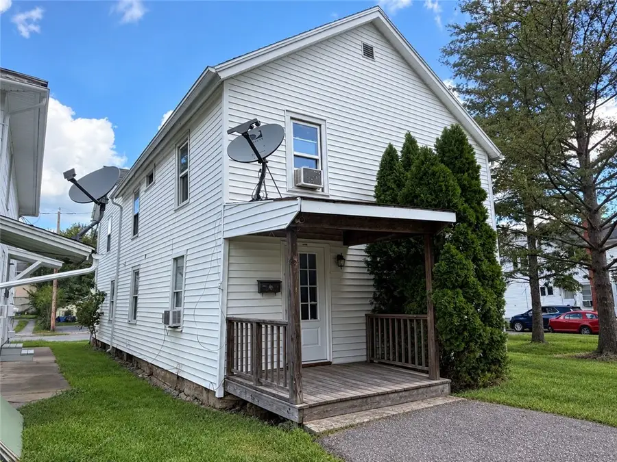 31 Hopkins Street, Mount Morris, NY 14510 - #3