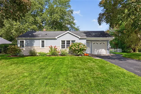 278 Beechwood Crescent, Webster, NY 14580