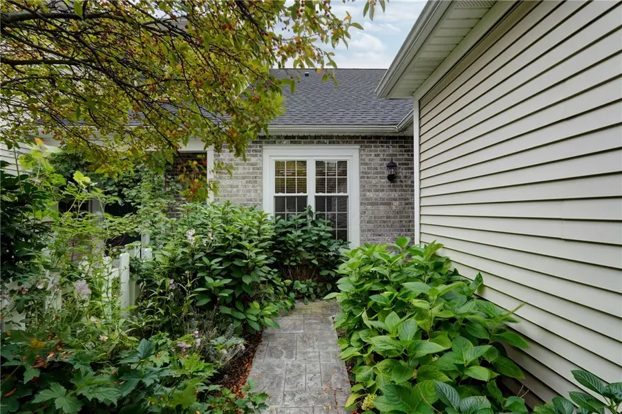 28 Foxe Commons, Rochester, NY 14624 - #2