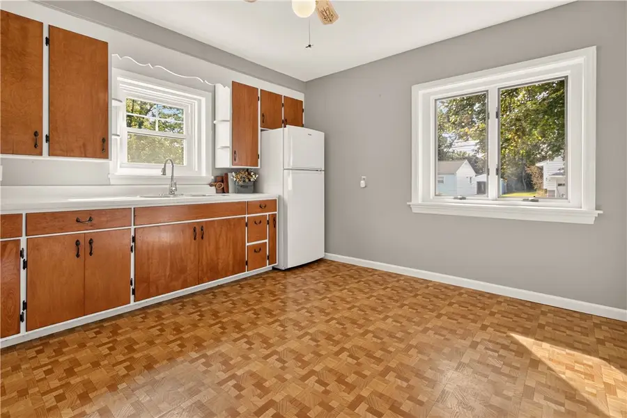 718 Colton Avenue, Newark, NY 14513 - #3