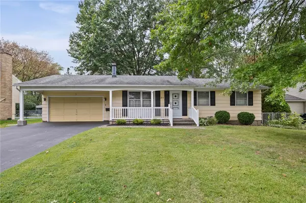 25 Ledgewood Circle, Rochester, NY 14615