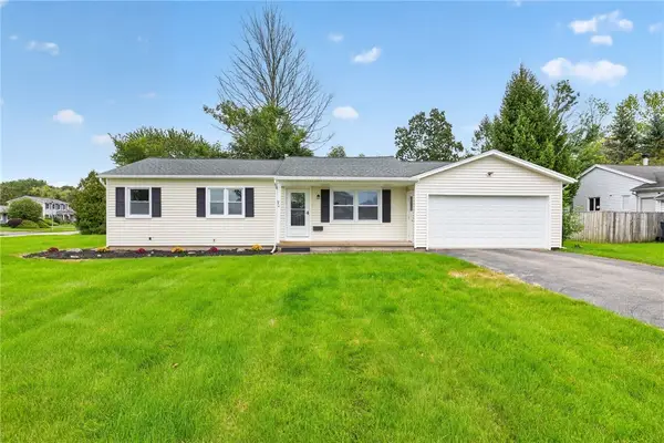 90 Olivia Dr Drive, Rochester, NY 14626