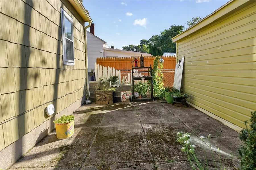 313 Washington Ave, Irondequoit, NY 14617 - #3