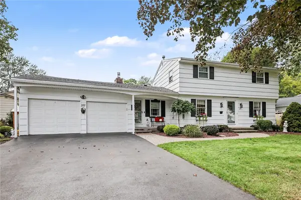277 Country Shire Drive, Rochester, NY 14626