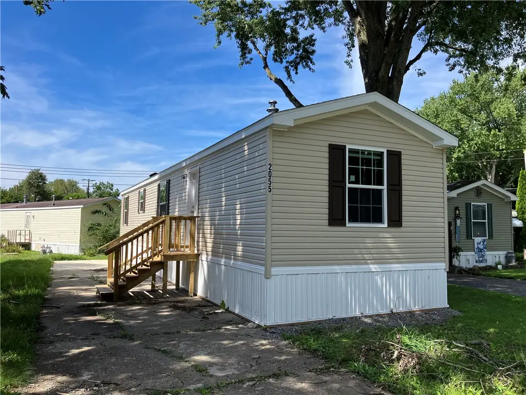 2055 Hemstreet Road, East Aurora, NY 14052 - #1