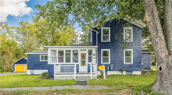 42 Walnut Street N, Waterloo, NY 13165