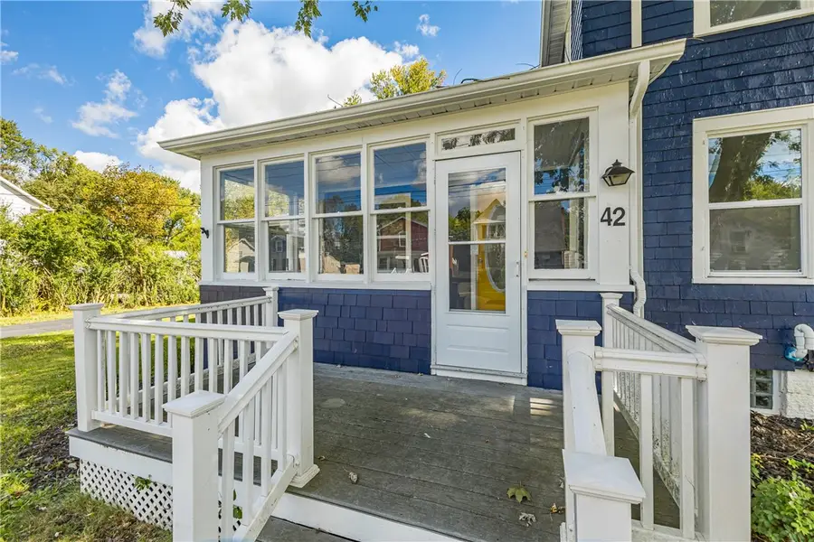 42 Walnut Street N, Waterloo, NY 13165 - #3