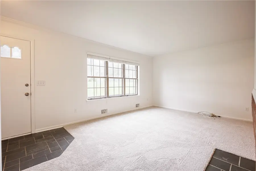 30 Dunbridge Hts, Fairport, NY 14450 - #3