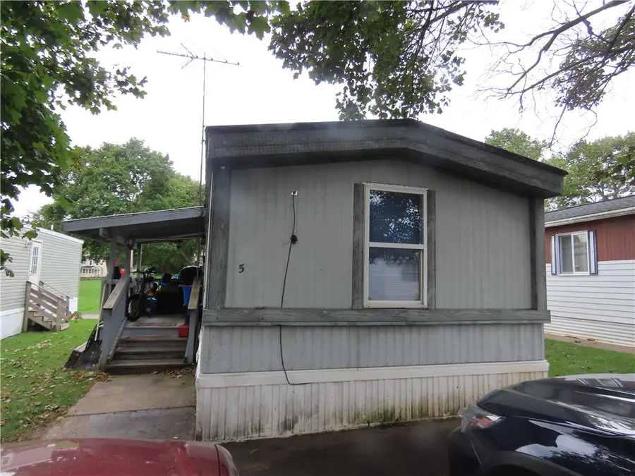 5 Mobile Parkway, Newark, NY 14513 - #2