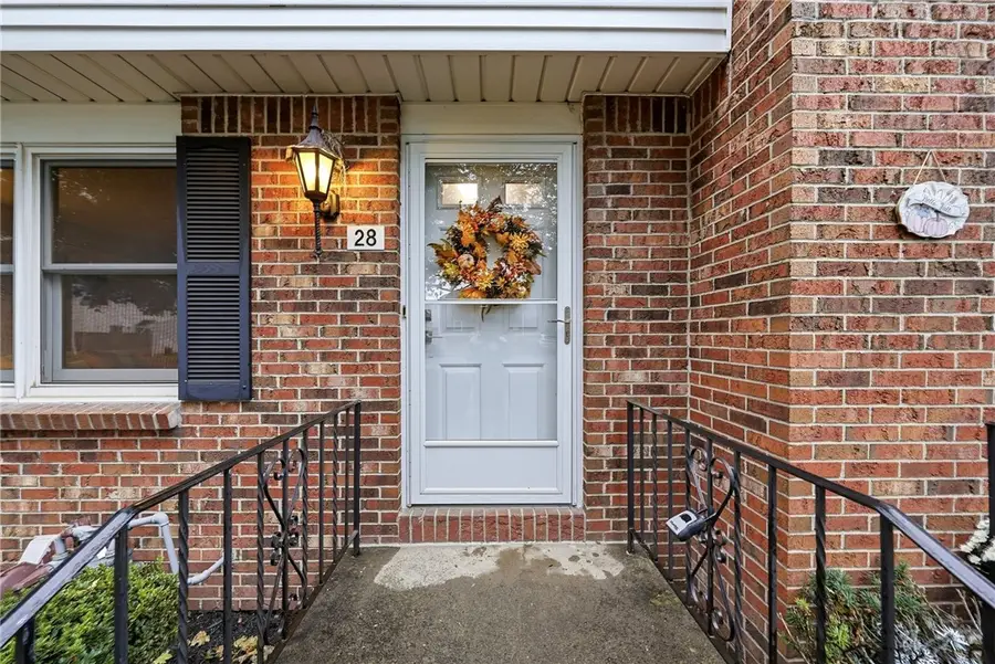 28 Wimbledon Lane, Buffalo, NY 14224 - #2