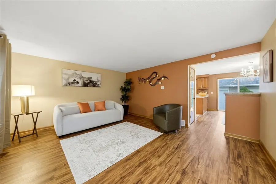 28 Wimbledon Lane, Buffalo, NY 14224 - #3