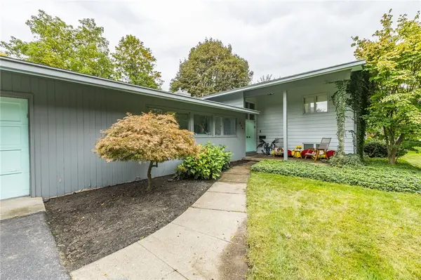 150 Georgian Court Road, Rochester, NY 14610