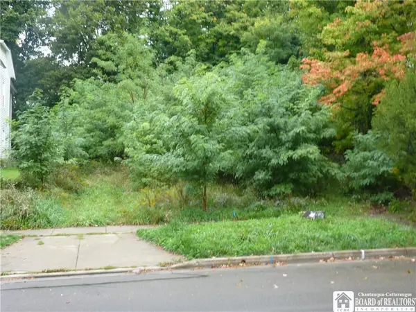 341 E 5th Street, Jamestown, NY 14701